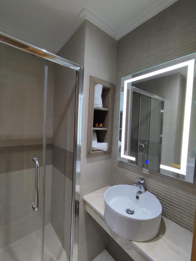 Lotus Hotel Casanearshore 卡萨布兰卡 外观 照片